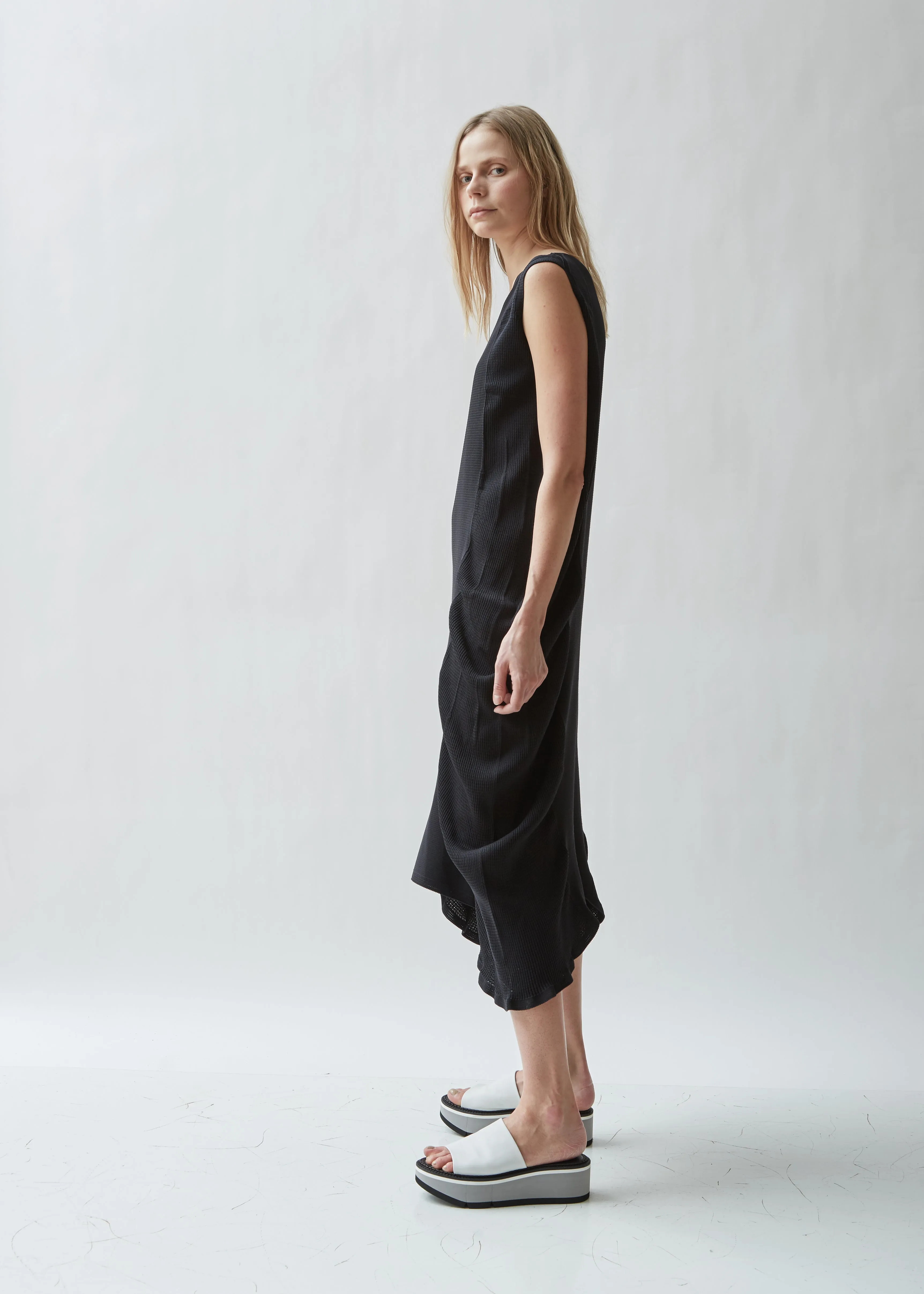 Arch Circle Knit Dress