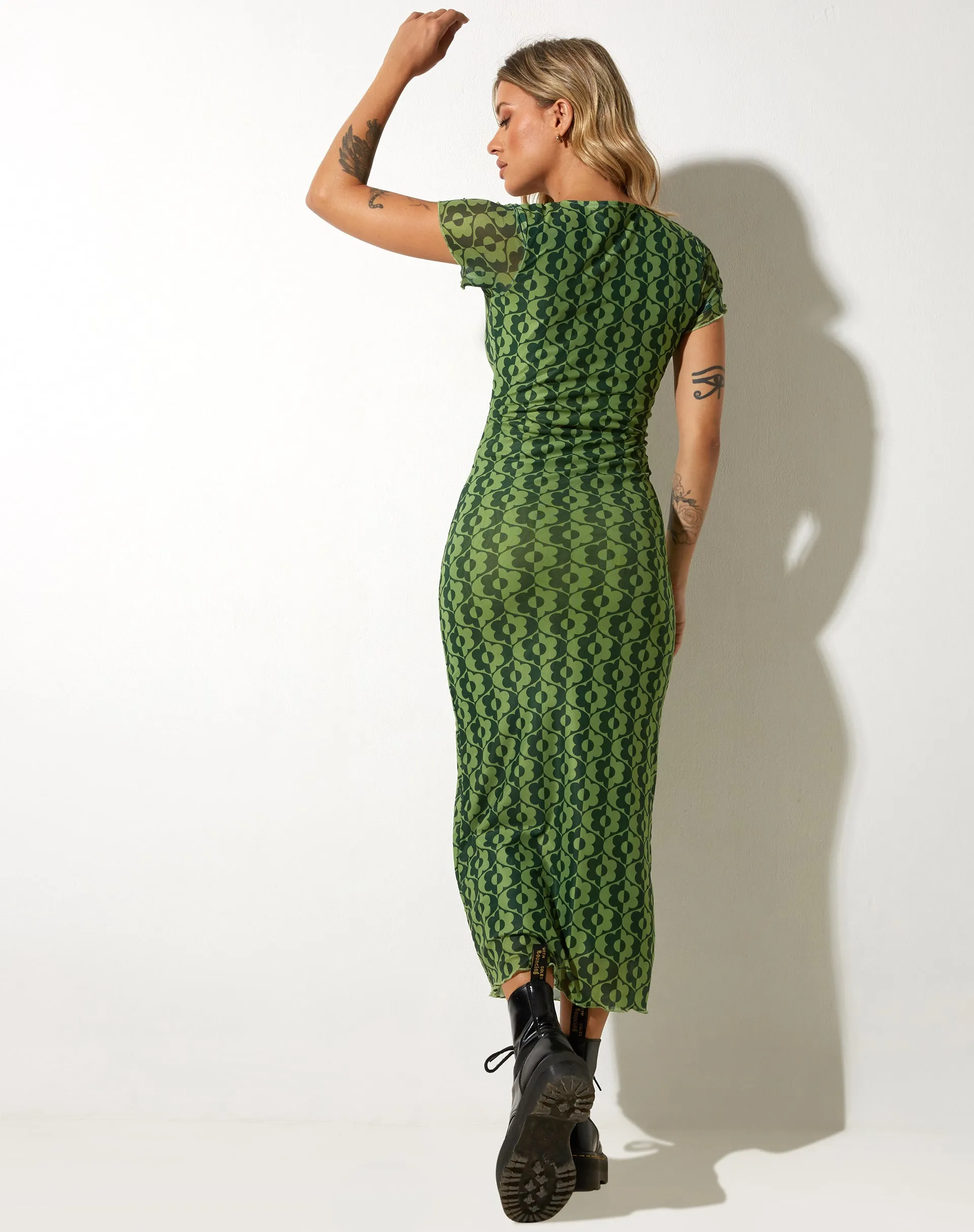 Happyella Midi Dress in Wavy Daisy Green