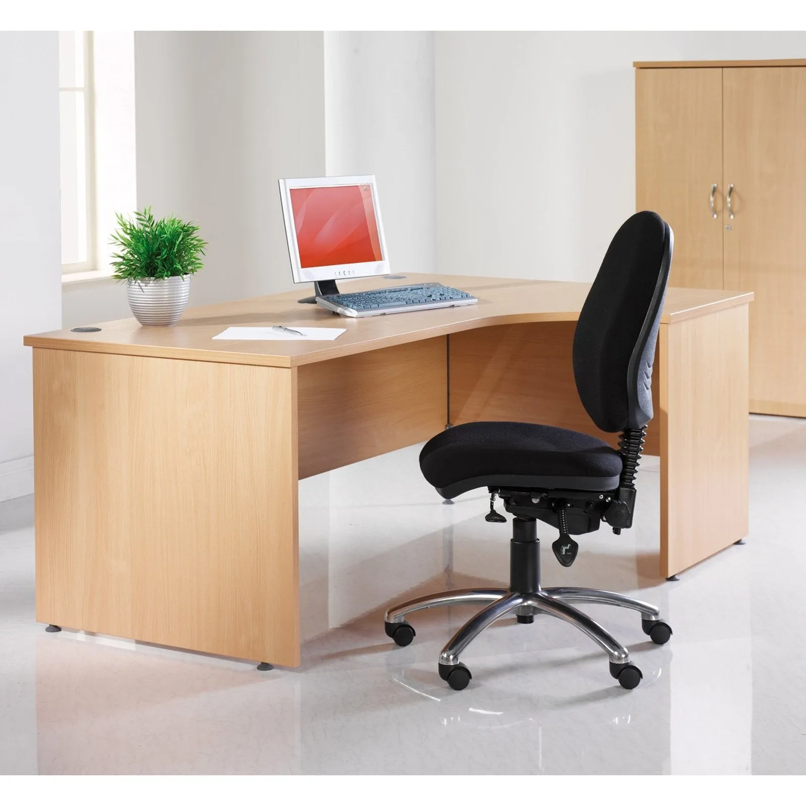 Maestro 25 panel end right hand wave desk with 3 drawer pedestal