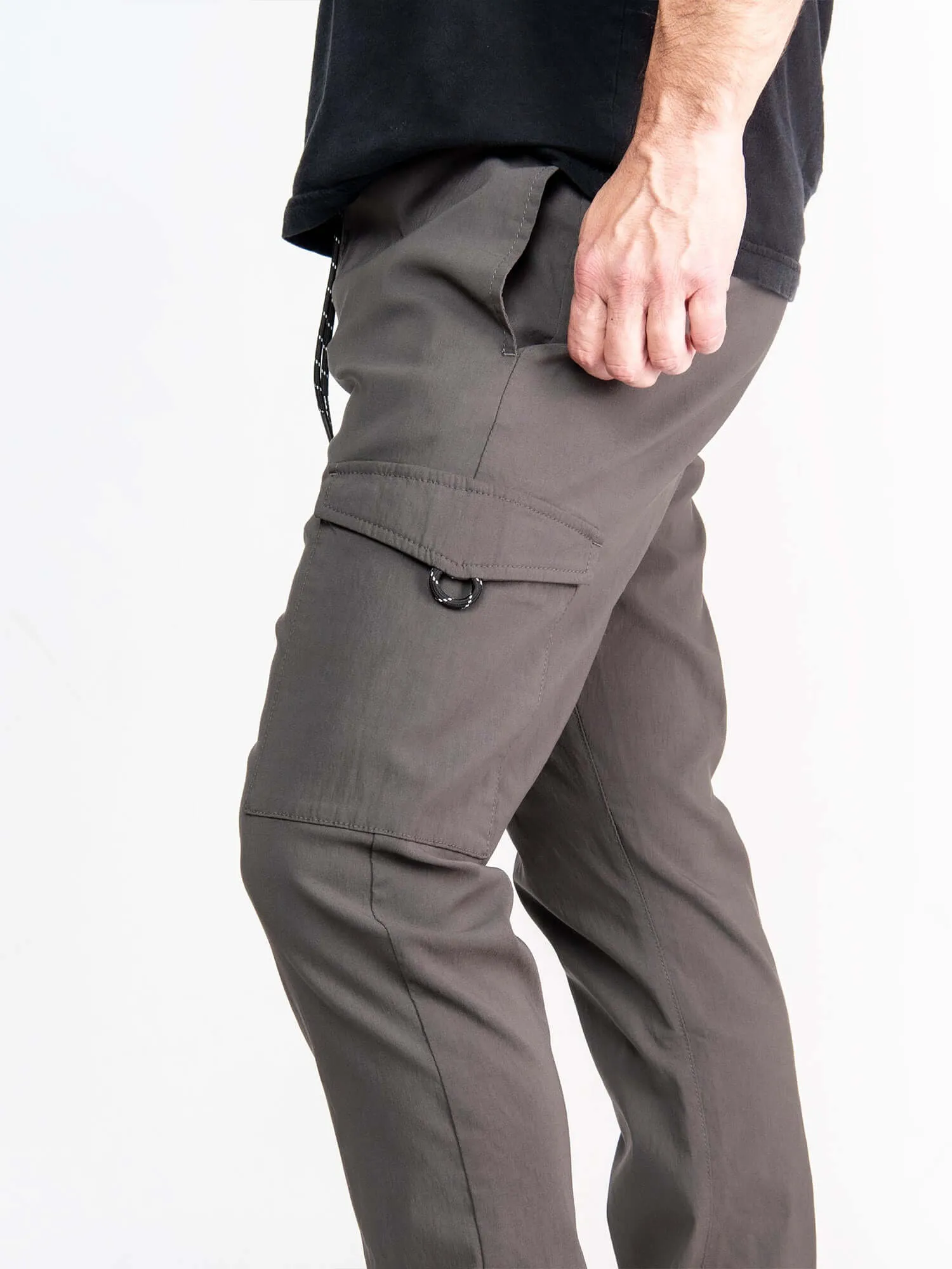 MEN'S TRECY PERFORMANCE TECH CARGO JOGGERS