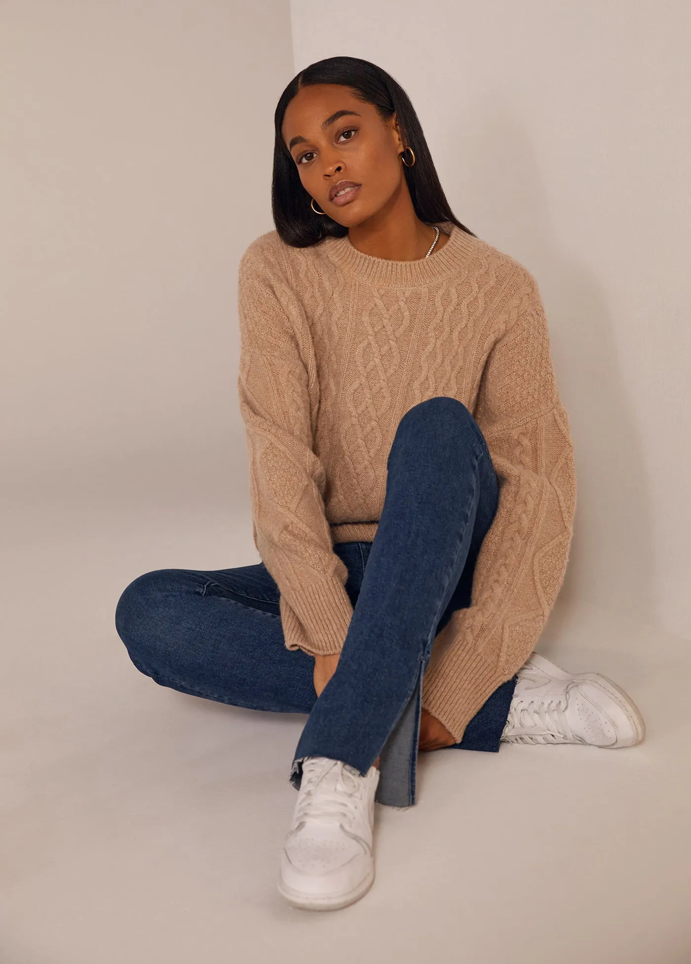 THE OVERSIZED CABLE SWEATER