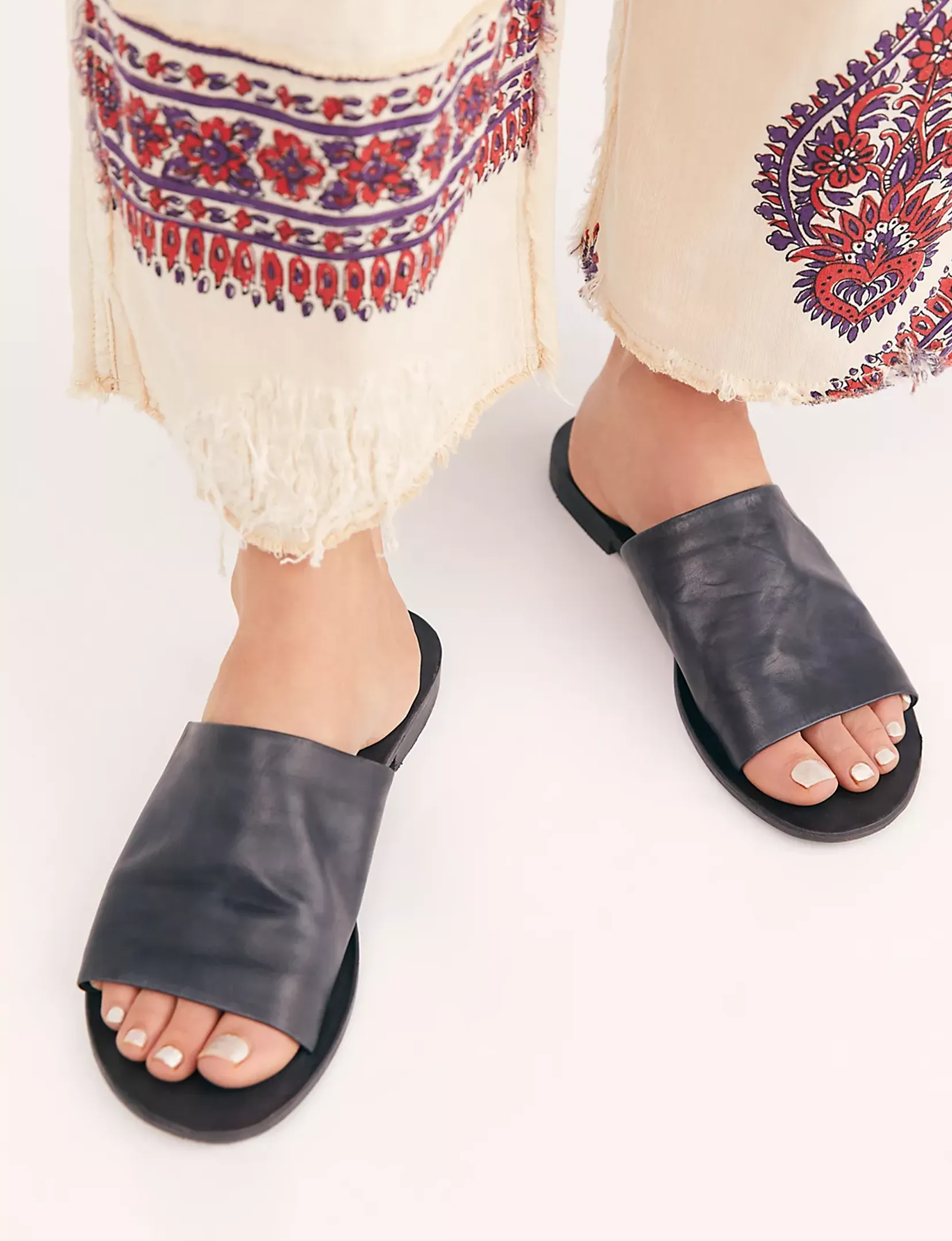 Vicente Sandal, Black